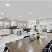 Modern Pool & BBQ Near the Strip Buddha Play