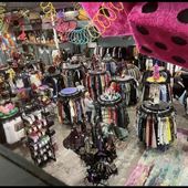 Junkee Clothing Exchange: mega-store of costumes, vintage, and antiques!