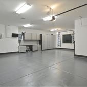 Luxury Custom Home w/Full LV Strip